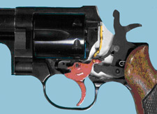 firearms_examiner_08_-_revolvers_a.jpg Dan Wesson revolver with transfer bar
