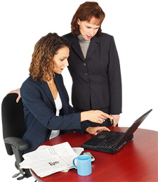 principles_of_dna_14_-_relevancy.jpeg Photo of two women look at a laptop